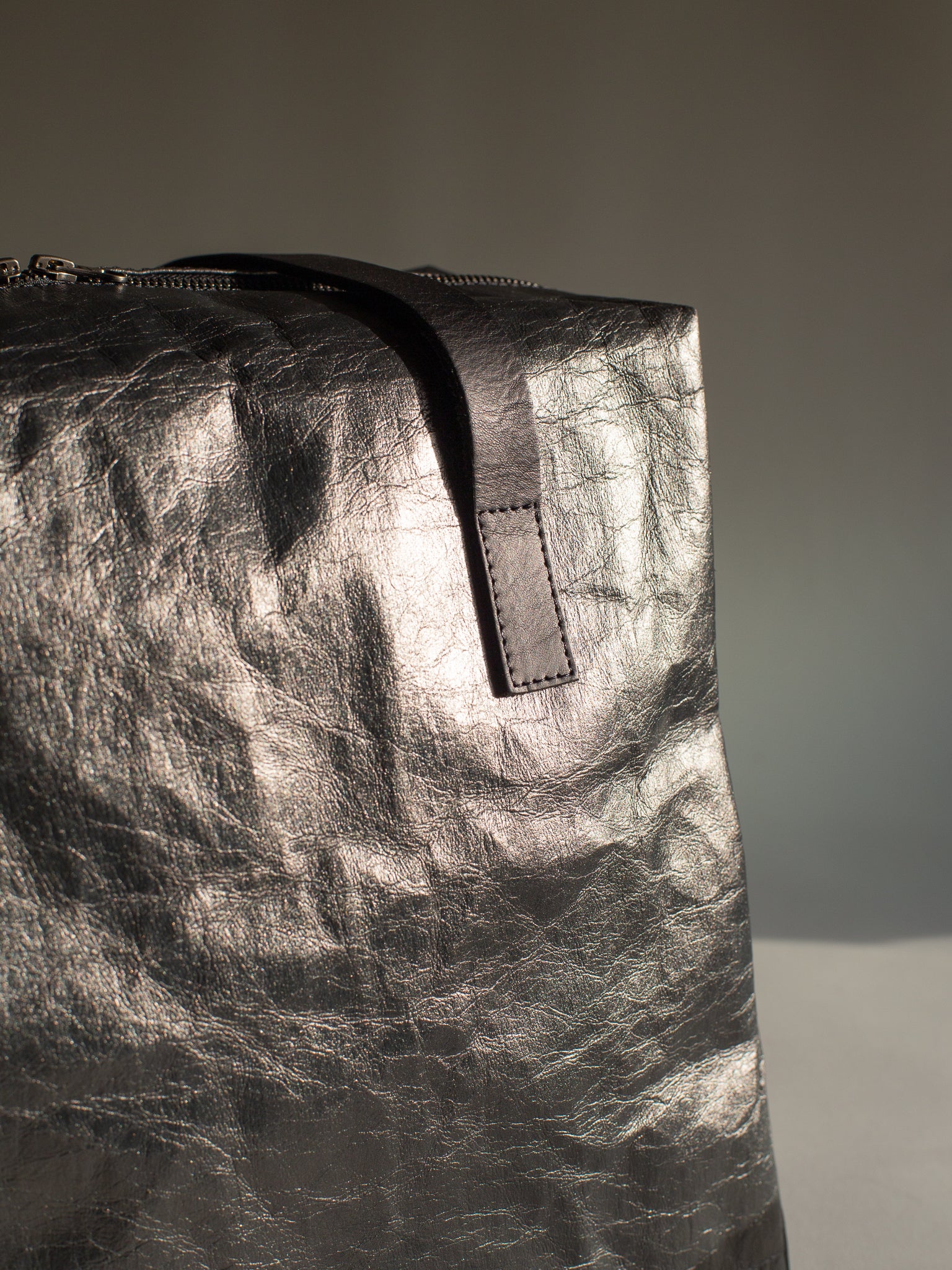 VISITOR Paper Boston Bag