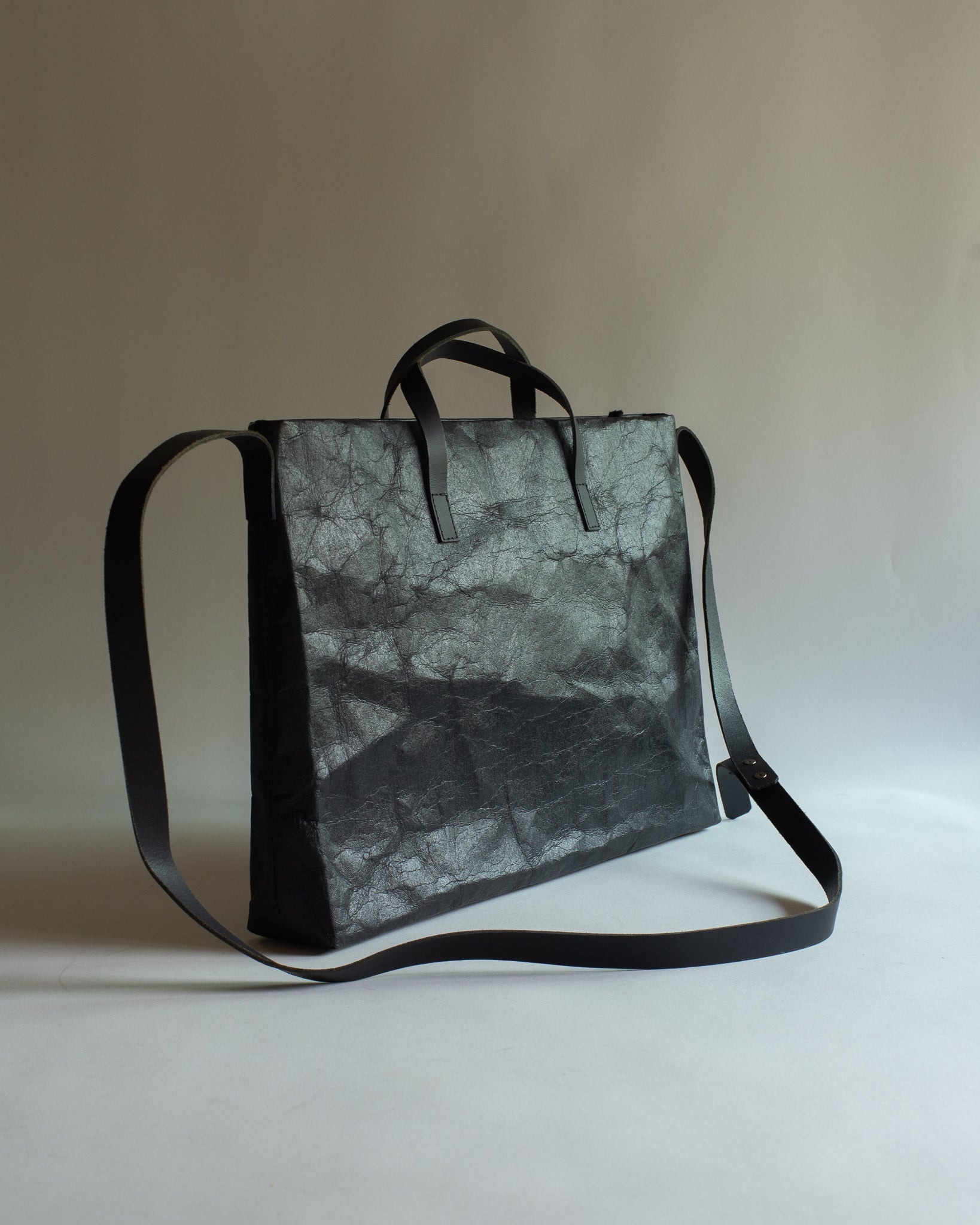 DOCENT 2-way Paper & Leather Business Briefcase